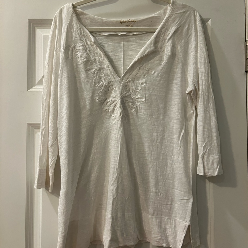 Lilly Pulitzer Amelia Island Resort white tunic with embroidery (size L)